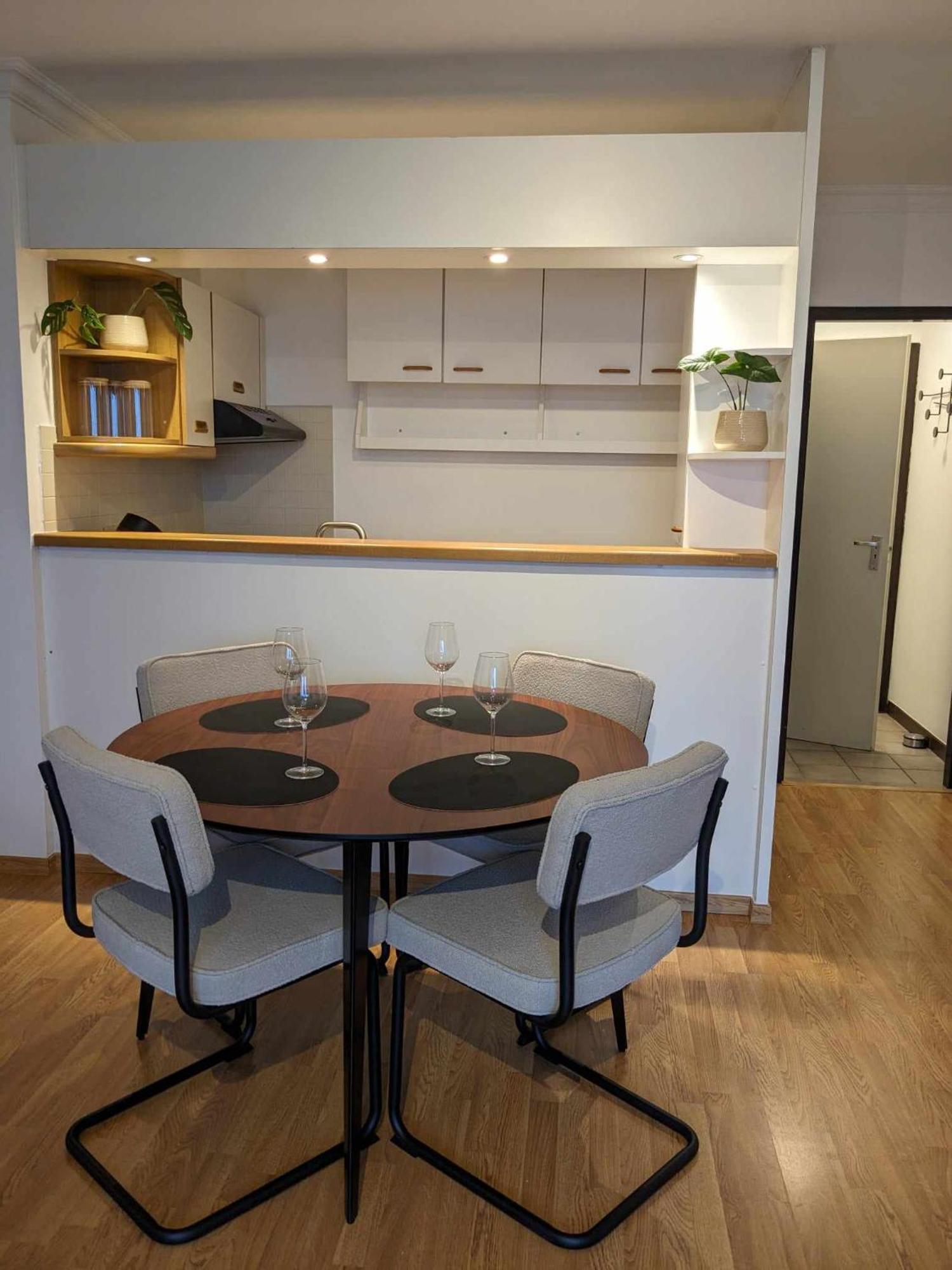 Vista Linda, Leuk Appartement Vlak Bij Zeedijk En Strand Oostende Buitenkant foto